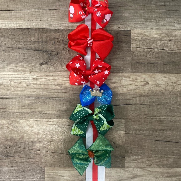 3 for $10$ 🛍️ Girls Hair Christmas Accessories - Picture 5 of 5